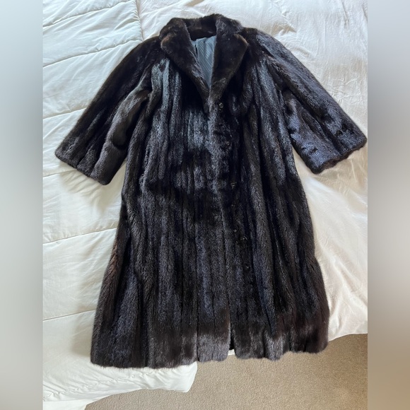 Women’s Vintage long mink coat - Picture 3 of 14
